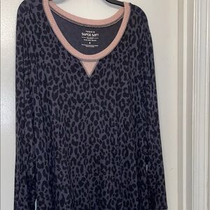 Torrid Super Soft Plush Leopard Print Long Sleeve Sleep Shirt Size 5